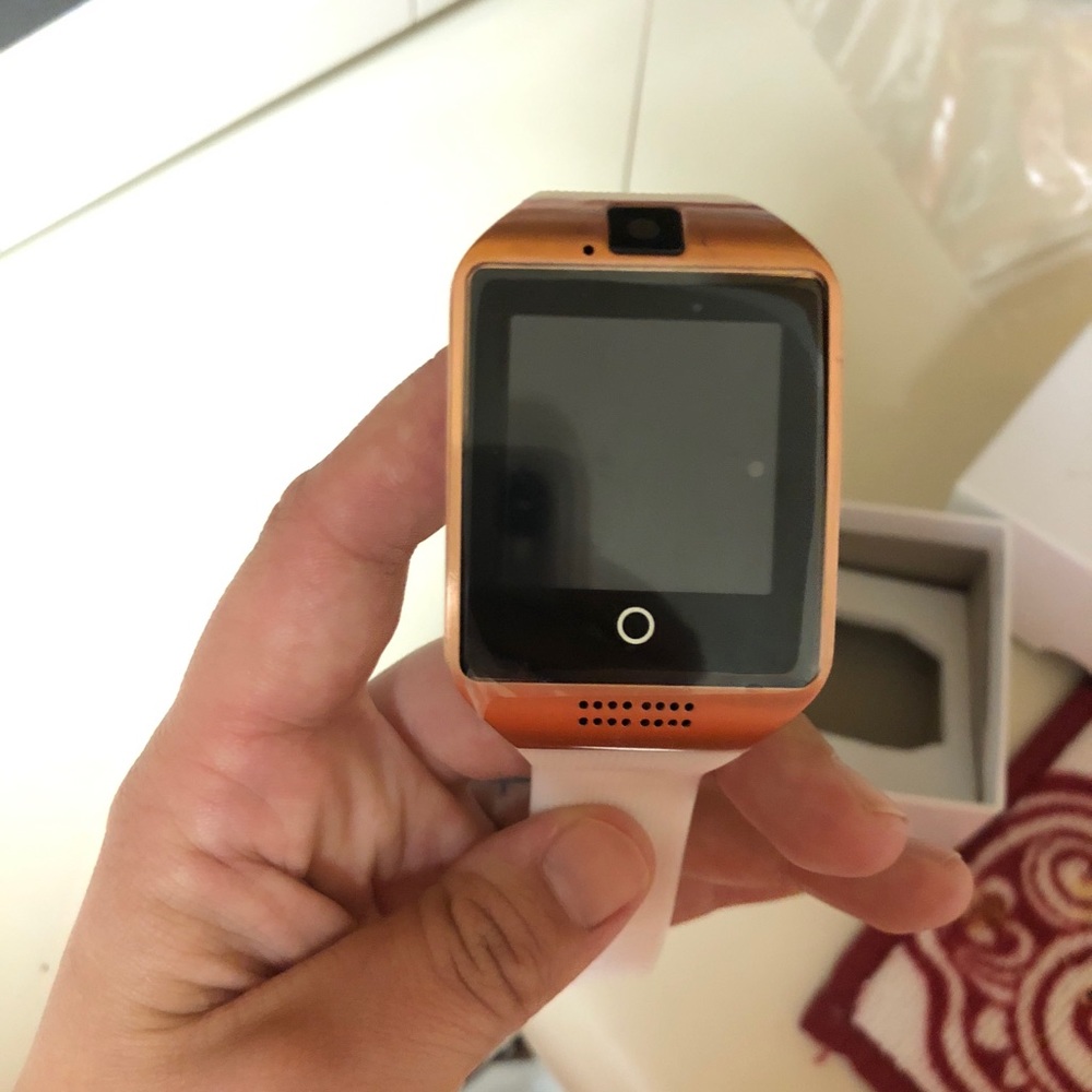 Smart watch made for all phones.
